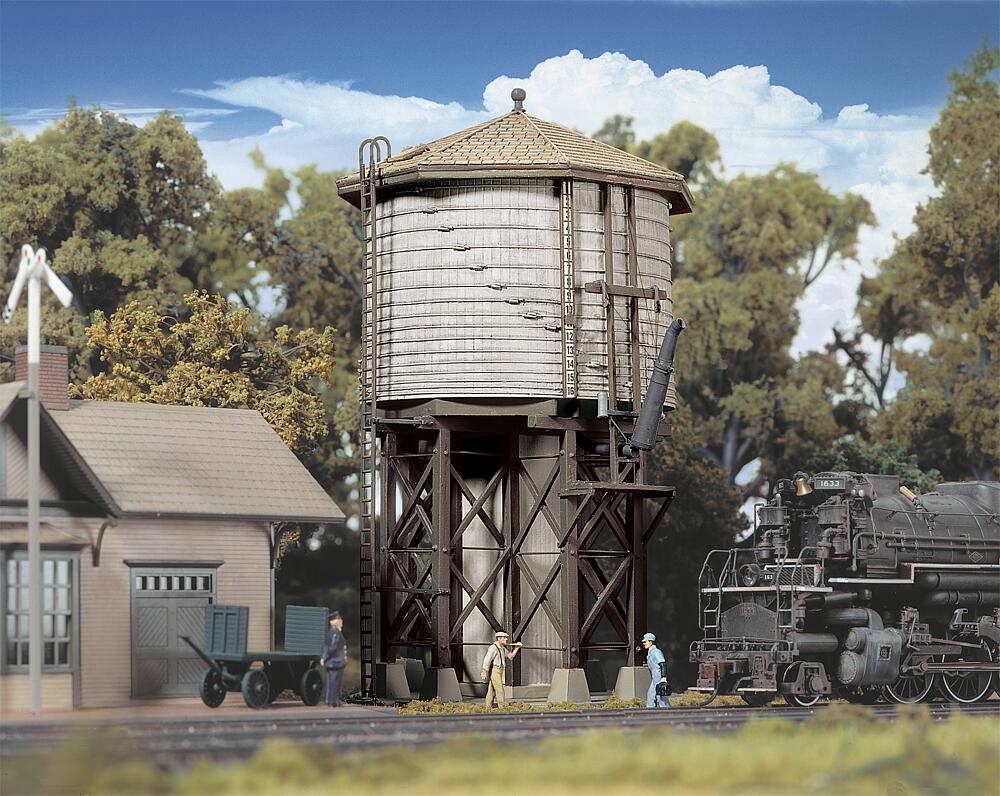[WALTHERS 933-3531  ] WALTHERS 933-3531   H0  Château d'eau, aspect bois 8,7 x 9,6 x 16,5 cm