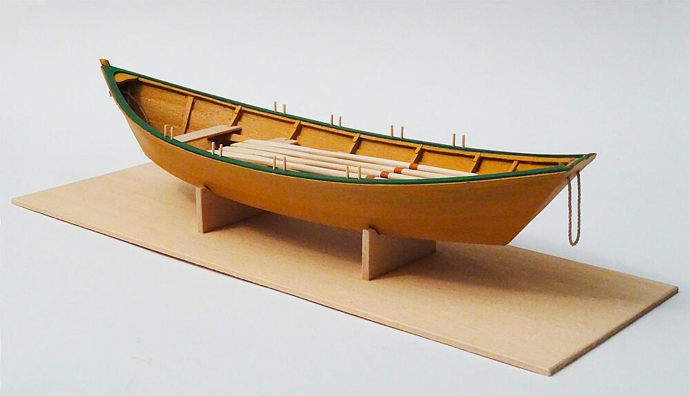 MODEL EXPO MS1470CB  1/24 Lowell Grand Banks Dory, avec accessoires 
