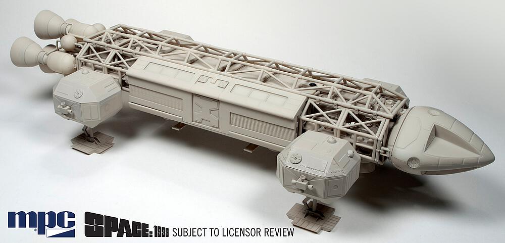 MPC MPC825/06  1/48 Space : 1999, Eagle Transporter 