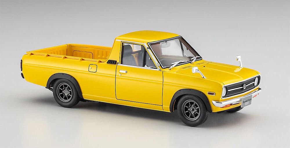 HASEGAWA 20641  1/24 Datsun Sunny Truck Fender 