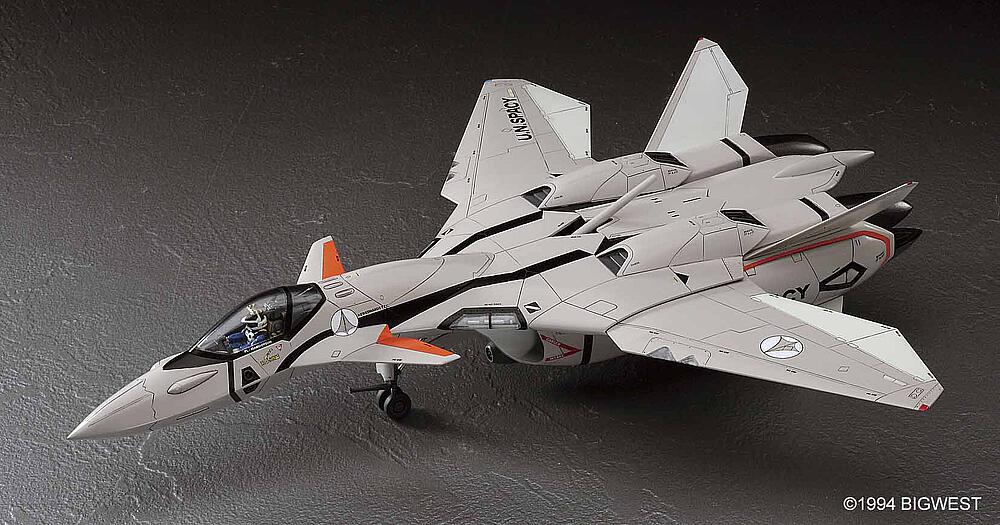 HASEGAWA 22  1/72VF-11B Thunderbolt Macross Plus 