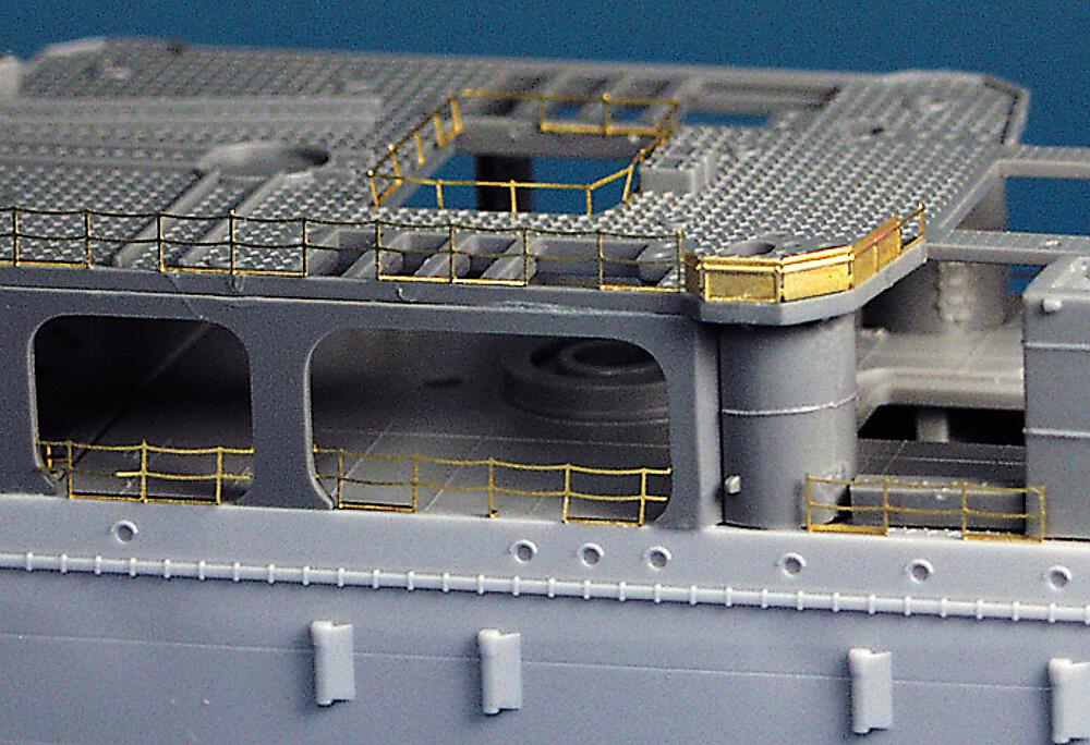 HASEGAWA QG37  1/350 IJN Light Cruiser Agano, photodécoupe 