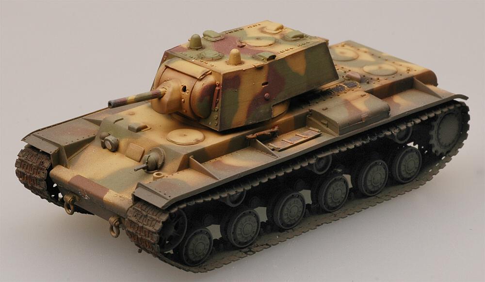 EASY MODEL 36275  1/72 KV-1 Modèle 1941 Réservoir lourd de l'armée russe 
