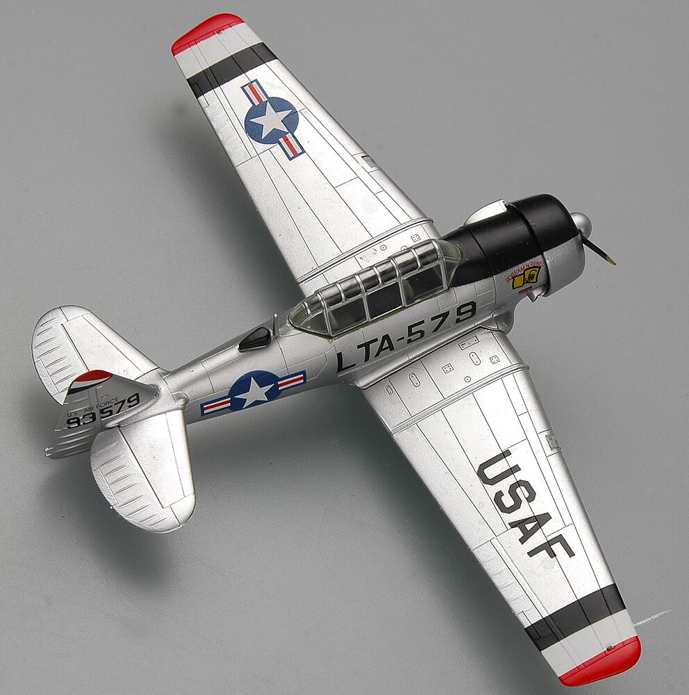 EASY MODEL 36319  1/72 LT-6G du 6147e TCG. Corée pendant l'année 1953 