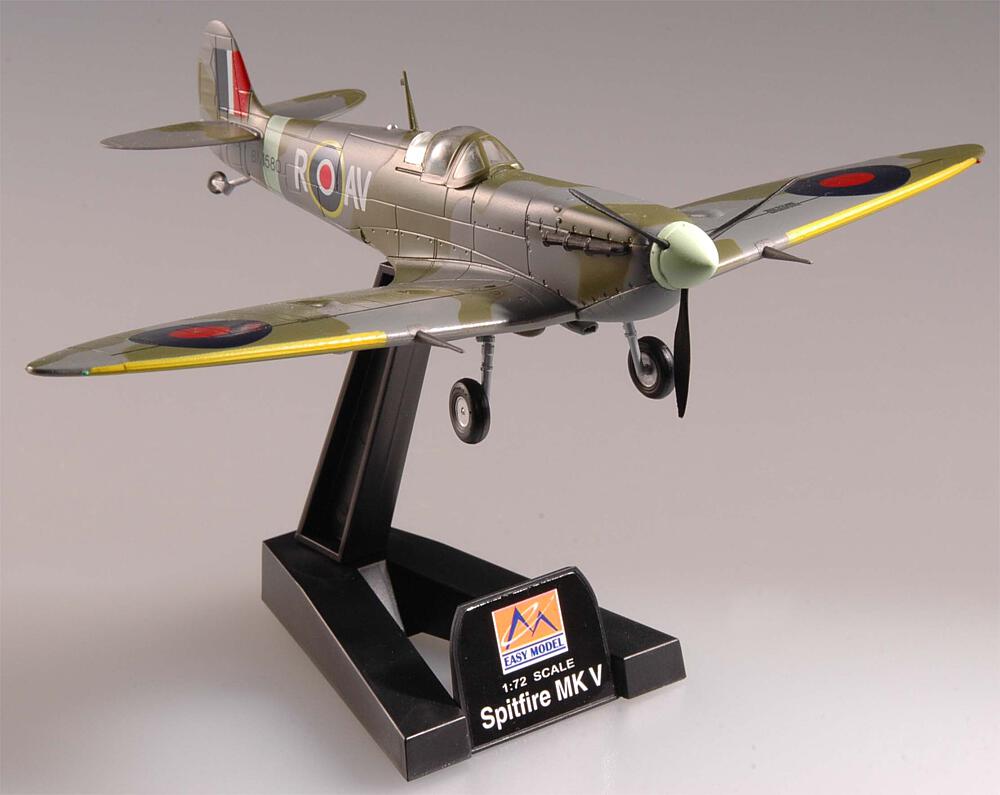 EASY MODEL 37211  1/72 Spitfire Mk.V RAF 121 Sqn, 1942 