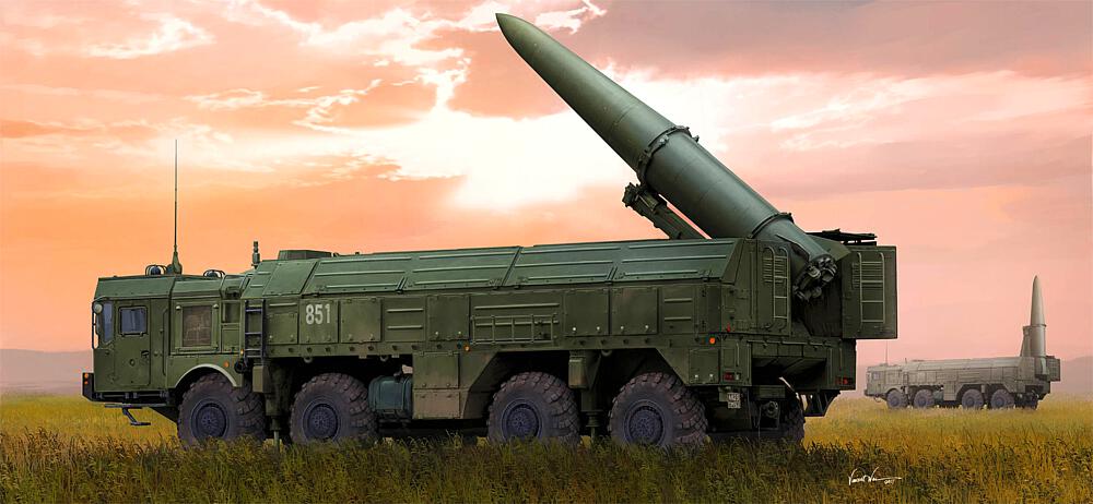 TRUMPETER 1051  1/35 9P78-1 Tel pour 9K720, système Iskander-M SS26 