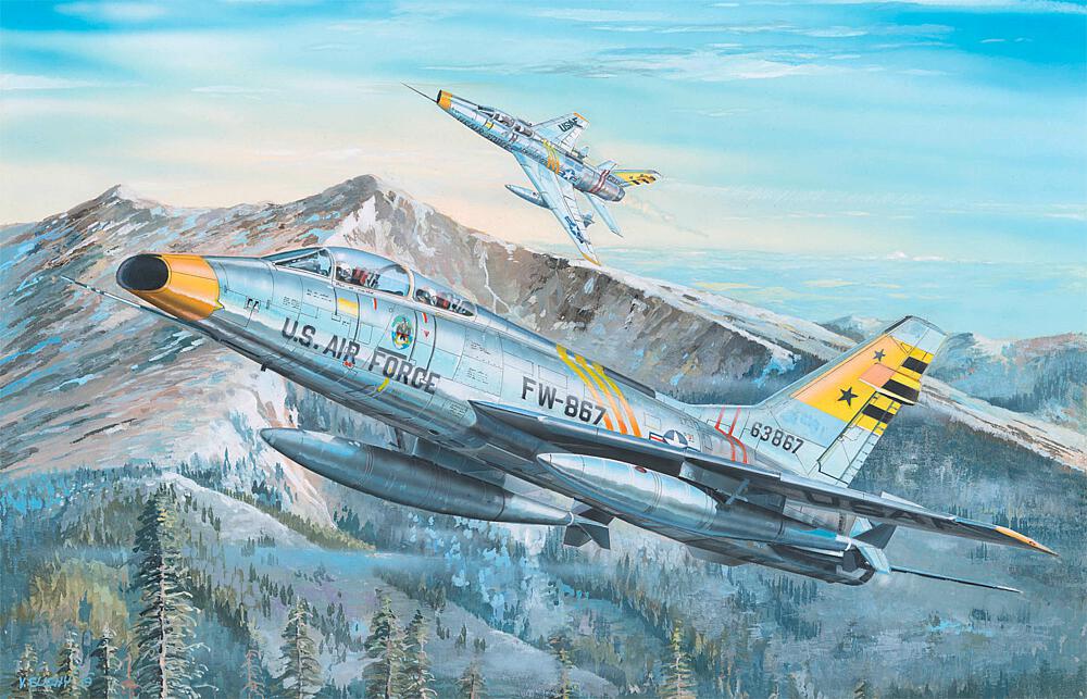 TRUMPETER 2246  1/32 F-100F Super Sabre 