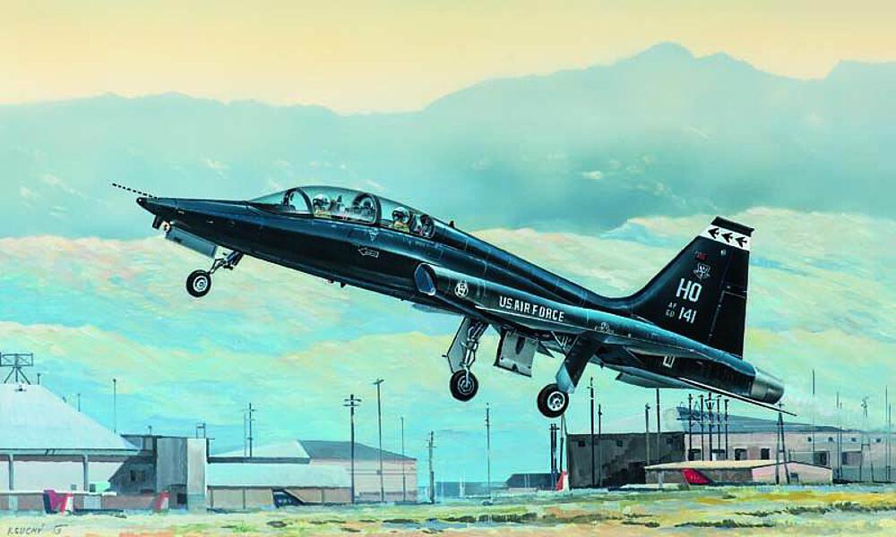 TRUMPETER 2852  1/48 T38A Talon 