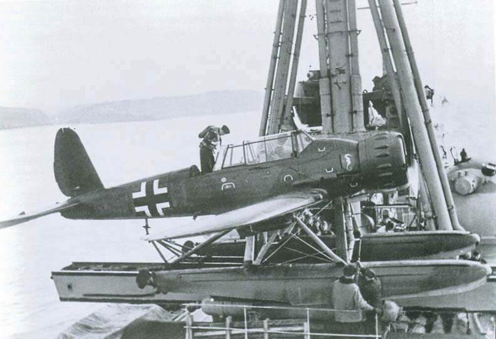 TRUMPETER 6206  1/350 Arado AR 196 