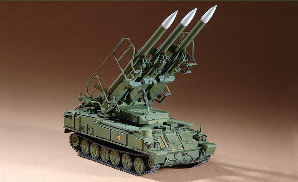 TRUMPETER 7109  1/72 SAM 6, missile de défense aérienne 