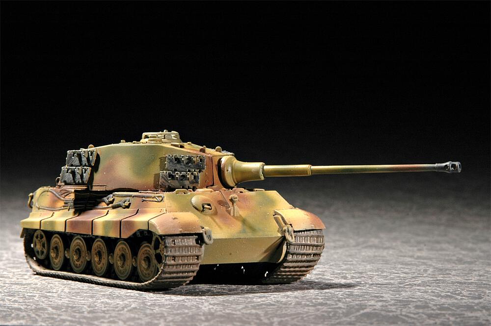 TRUMPETER 7201  1/72 Sd.Kfz. 182 King Tiger, tourelle Henschel 