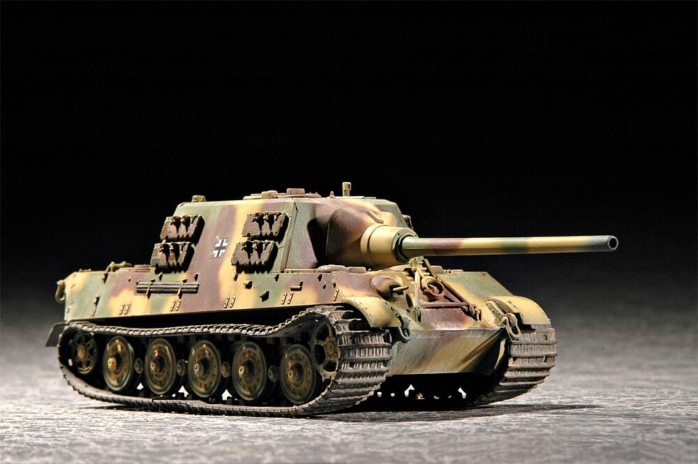 TRUMPETER 7254  1/72 Sd.Kfz. 186 Jagdtiger, tourelle Henschel 