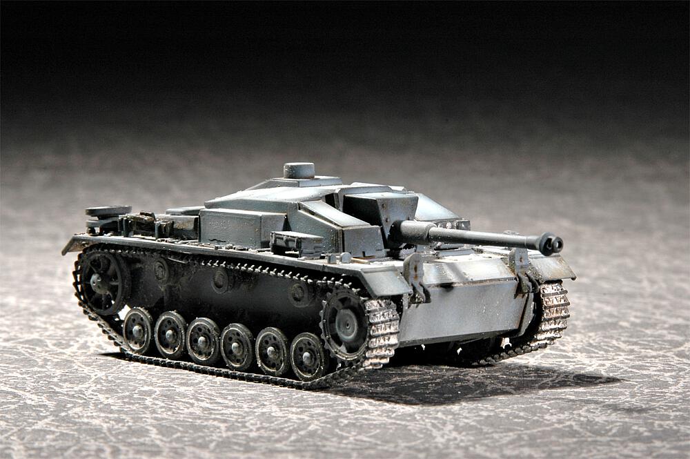 TRUMPETER 7259  1/72 Canon d'assaut allemand III 