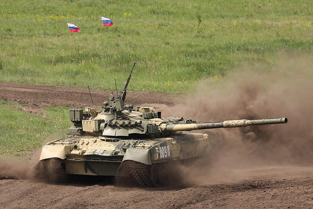 TRUMPETER 9578  1/35 T80 UK MBT 
