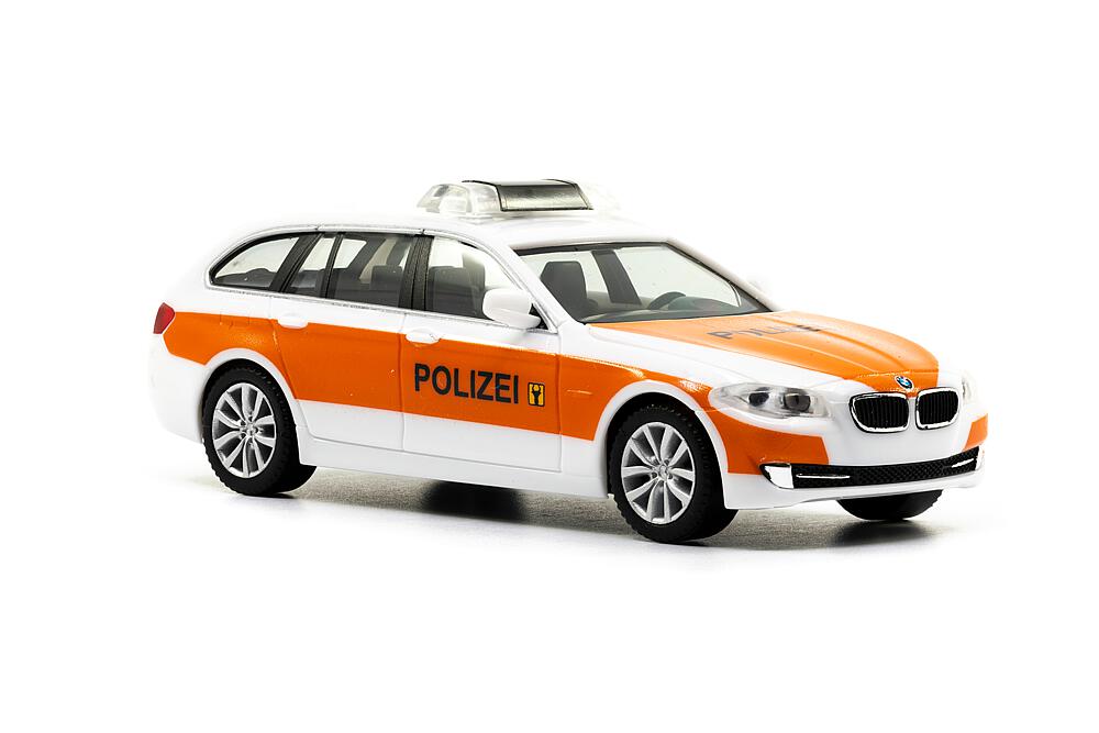 ACE 85005113  1/87 BMW Série 5 Touring Kapo Uri 
