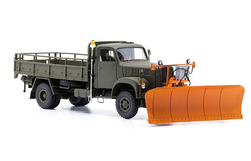 ACE 85005529  1/43 Berna 2VM avec lame de déneigement sans bâche 