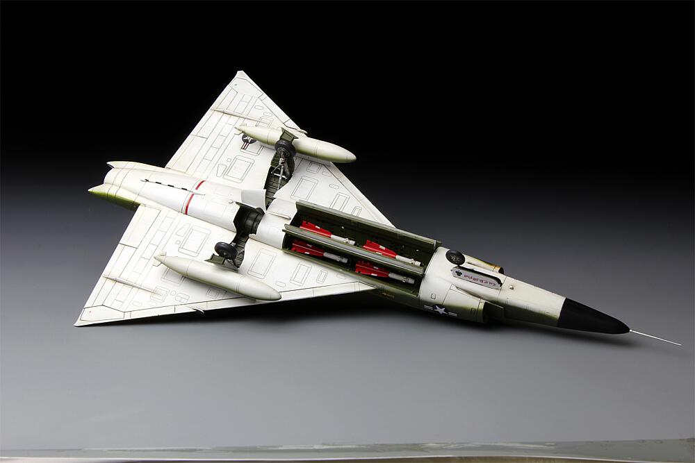 MENG MODEL DS-005  1/72 F102A 