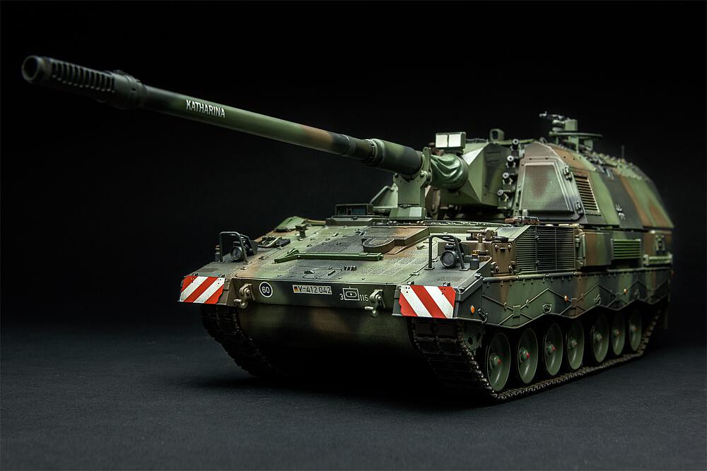 MENG MODEL TS-012  1/35 Obusier blindé 2000 
