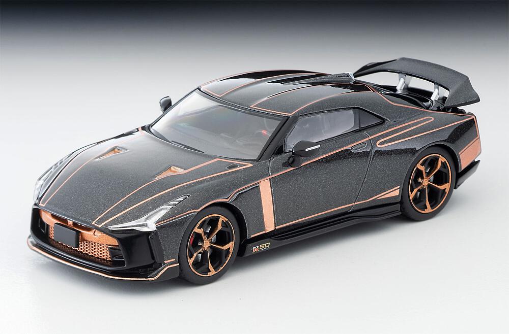 TOMYTEC 327950  1/64 Nissan GT-R50, Grau 