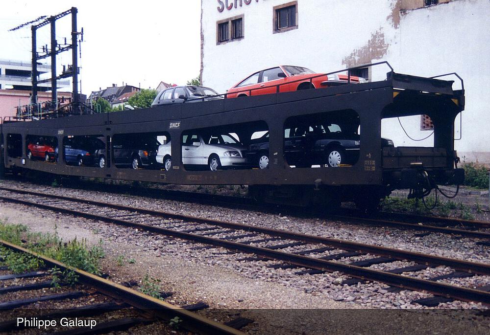 [ARNOLD HN4411  ] ARNOLD HN4411  1/160   SNCF, Coffret de 2 voitures, voiture de transport de voitures DD DEV 66, vert, logo Encadr blanc 