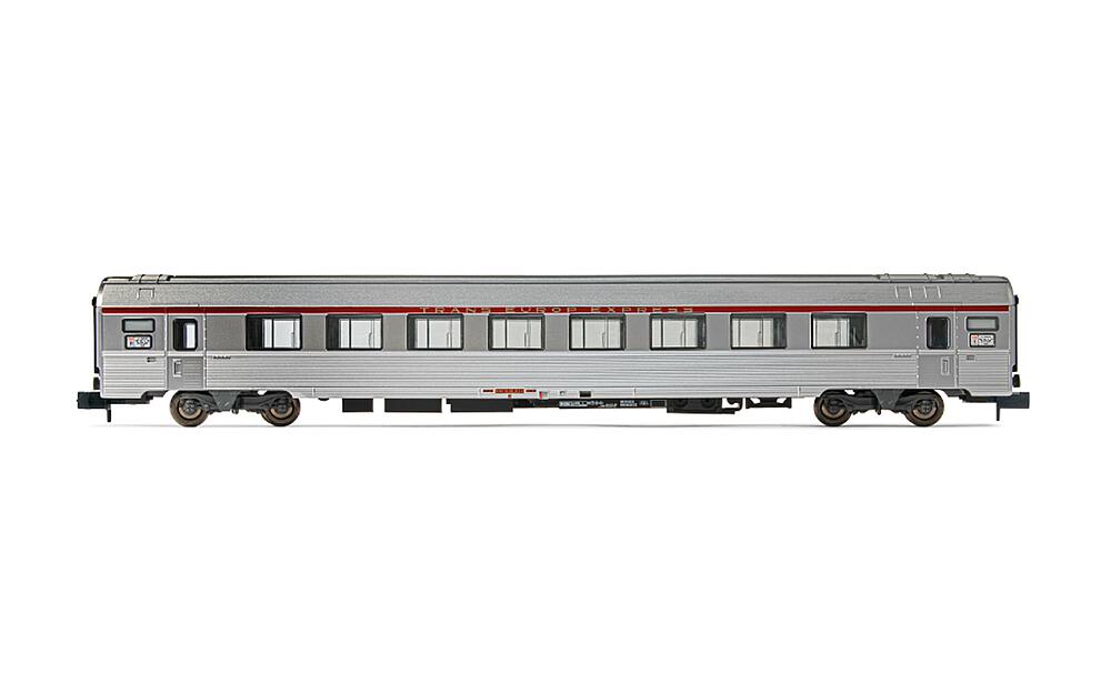 ARNOLD HN4442   N  SNCF, TEE A8u voiture voyageurs Cisalpin, Milan - Paris 