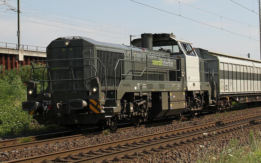 ARNOLD HN9059S   TT  RailAdventure, locomotive diesel Vossloh DE 18, avec son numérique 