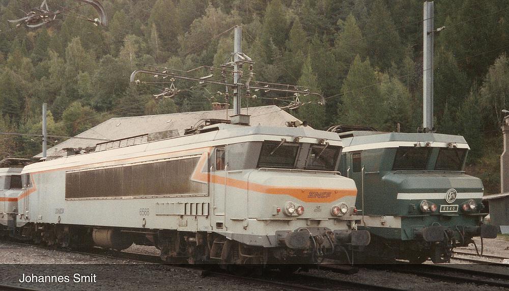 JOUEF HJ2427  1/87   SNCF, locomotive électrique CC 6568 