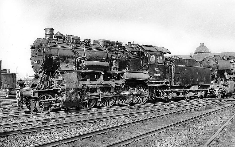 RIVAROSSI HR2889  1/87   DB, locomotive à vapeur série 56.20, chaudière à trois dômes, noir/rouge 
