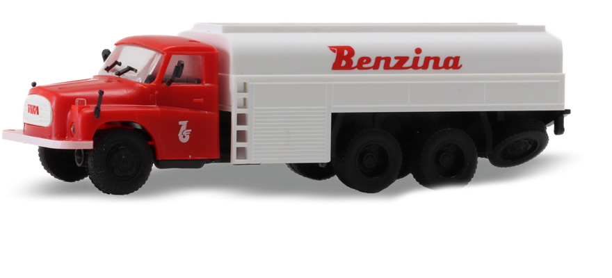 IGRA Model 66819007   H0 Tatra 148 - Camion-citerne à essence Benzina IV.