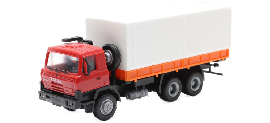 IGRA Model 66818052   H0 Tatra 815 rouge voile IV.