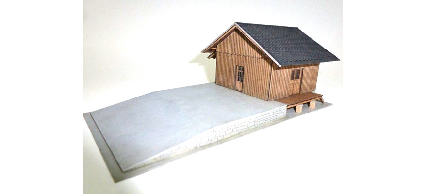 IGRA Model 141011   H0 Remise à marchandises 8x8m  