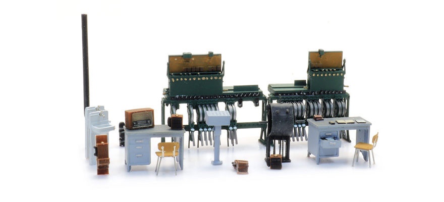 Poste d'aiguillage Aménagement intérieur avec banc de levier H0 1:87 Kit de construction en résine et pièces gravées, non peintes Artitec 10.414  