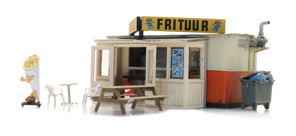 Baraque à frites H0 1:87 Kit de construction en résine et pièces gravées, non peintes Artitec 10.417  