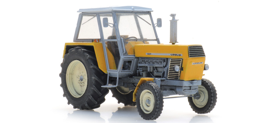 Tracteur Ursus 1201/Zetor 12011 H0 1:87 Kit de construction en résine et pièces gravées, non peintes Artitec 10.421  