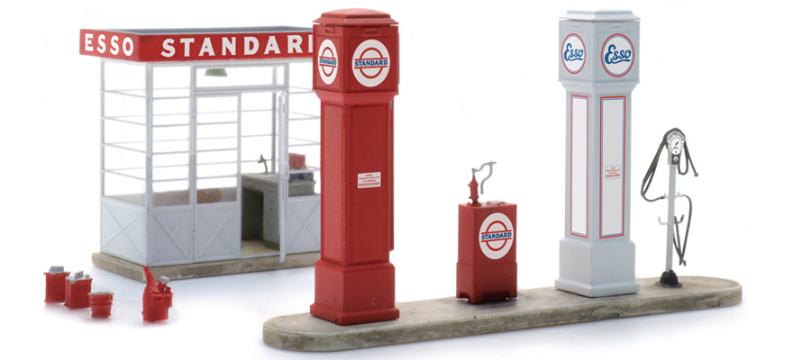 Station-service Esso-Standard kit H0 1:87 Kit de construction en résine et pièces gravées, non peintes Artitec 10.438  