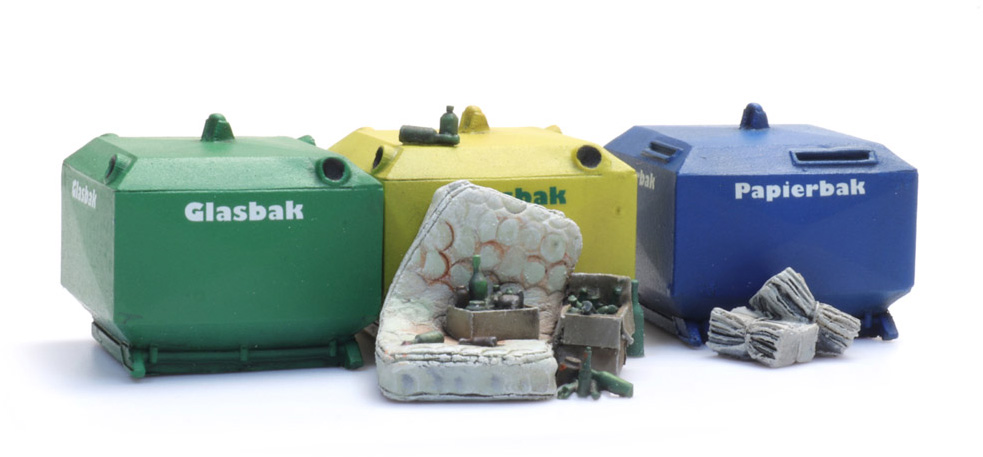 Verre usagé, conteneurs à papier usagé et déchets H0 1:87 Modèle fini en résine, peint Artitec 387.458  