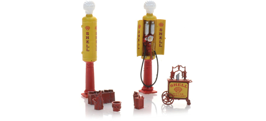 Jeu de pompes à essence historiques Shell H0 1:87 Modèle fini en résine, peint Artitec 387.543  