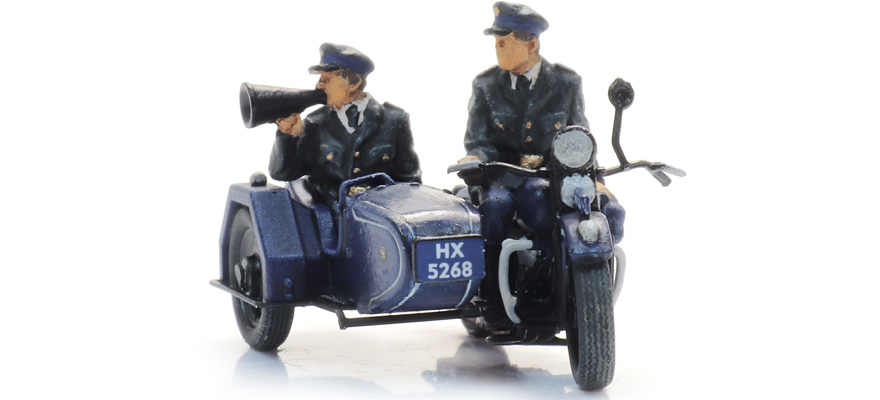 Moto de la police du Reich avec side-car + 2 figurines H0 1:87 Modèle fini en résine, peint Artitec 387.580  
