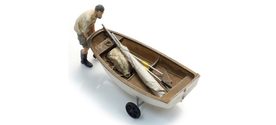 Voilier Optimist + remorque + figurine H0 1:87 Modèle fini en résine, peint Artitec 387.582  