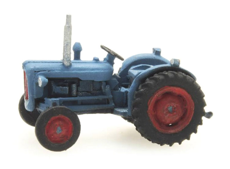 Tracteur Ford Dexta bleu N 1:160 Modèle fini en résine, peint Artitec 316.055  