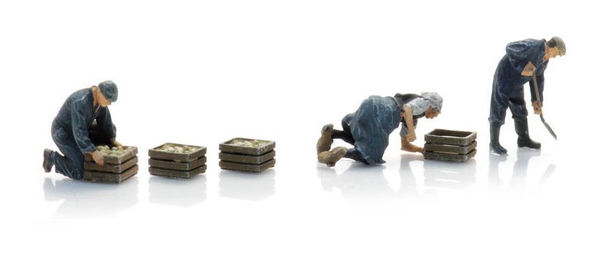 Paysans des champs (3x) N 1:160 Modèle fini Figurines, peintes Artitec 5160003  