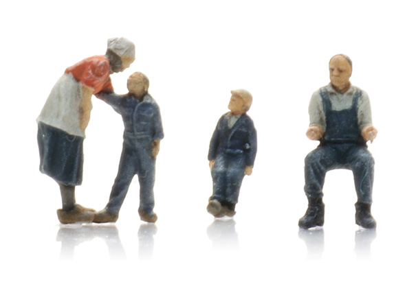 Famille d'agriculteurs sur le tracteur (4x) N 1:160 Modèle fini Figurines, peintes Artitec 5160016  
