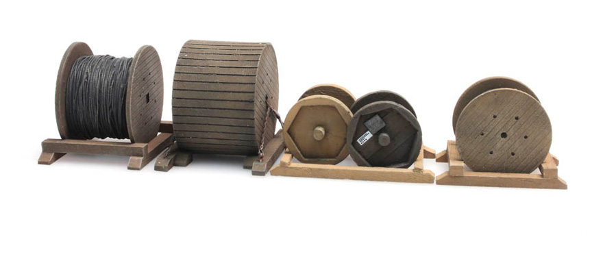 Chargement : Tambours de câble H0 1:87 Modèle fini en résine, peint Artitec 487.801.71  