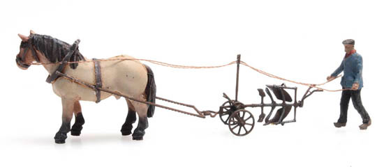 Cheval et charrue TT 1:120 Modèle fini en résine, peint Artitec 312.018  