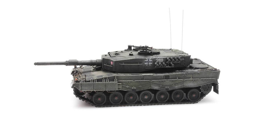 BRD Leopard 2A4 BW jaune-bolive H0 1:87 Modèle fini en résine, peint Artitec 6870108  
