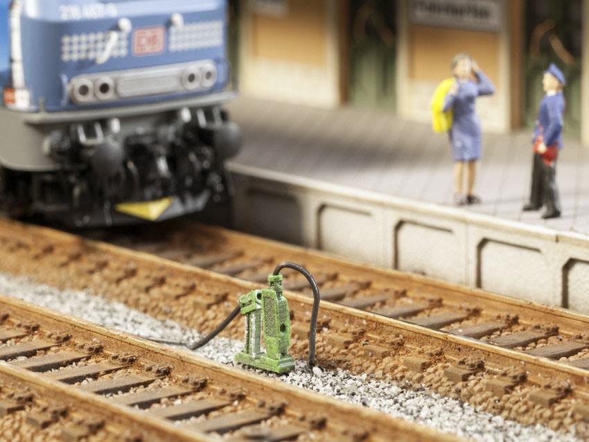 Noch 13622   Raccordement électrique