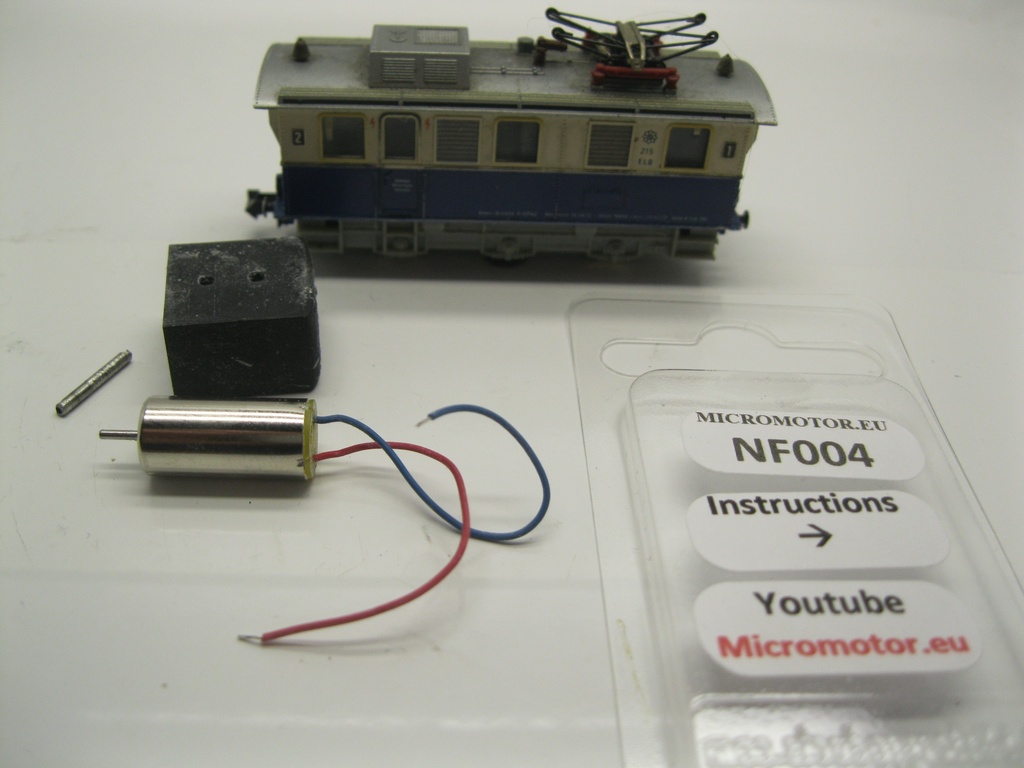 Fleischmann Werks-, Schienereinigungslok Micromotor NF004    