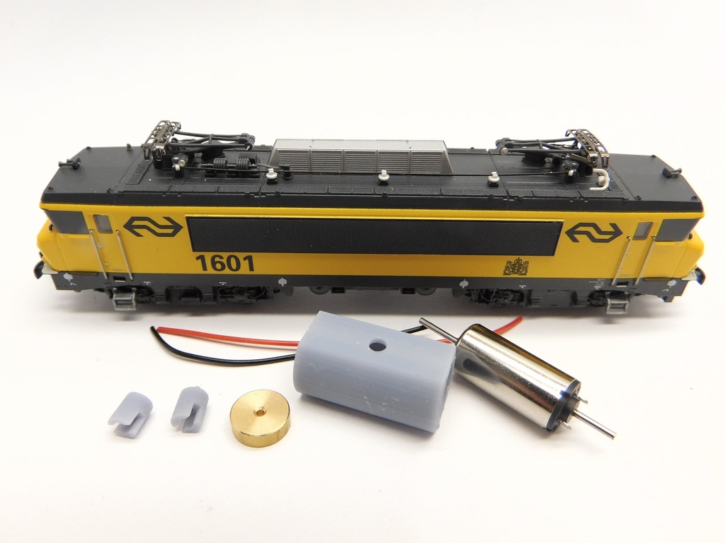 [Micromotor NF058C  ] Flm DB NS 1600, NS Rail Force One 1800, SNCF BB 7200, BB 22347, BB 26000, Sybic, BB 507310 Micromotor NF058C    