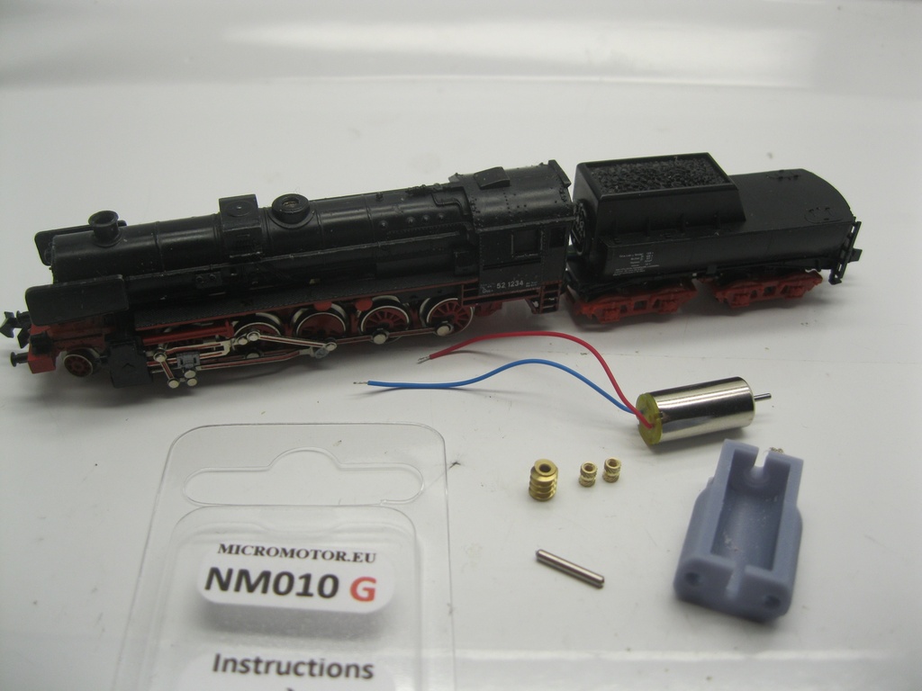 Minitrix BR 52 DB / DRG, SNCB 26, SNCF 150 Y, ÖBB 52 Micromotor NM010G    