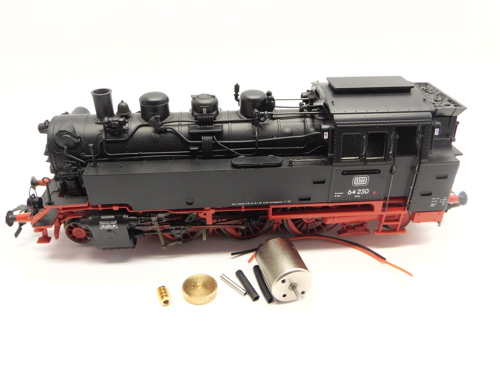 Märklin BR 64 (DB, DRG, NS, ÖBB) Micromotor HM002C    